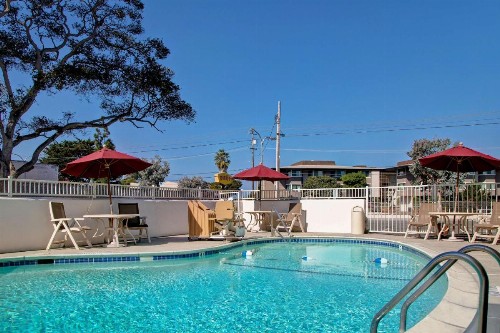 Motel 6-Monterey CA - image 1