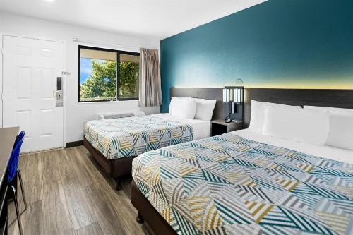 Motel 6-Monterey CA - image 21