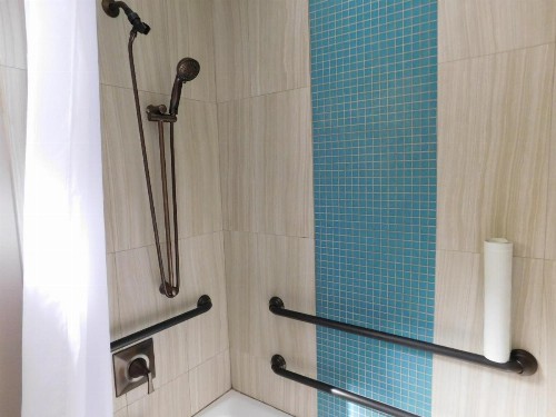 Wave Street Inn - image 17