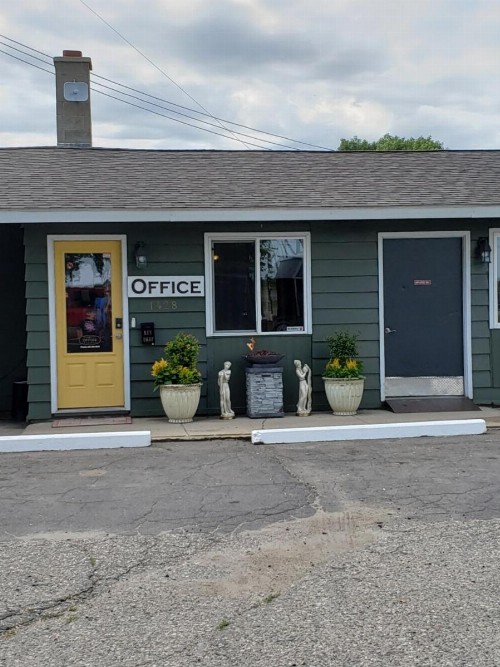 Viking Inn LLC
