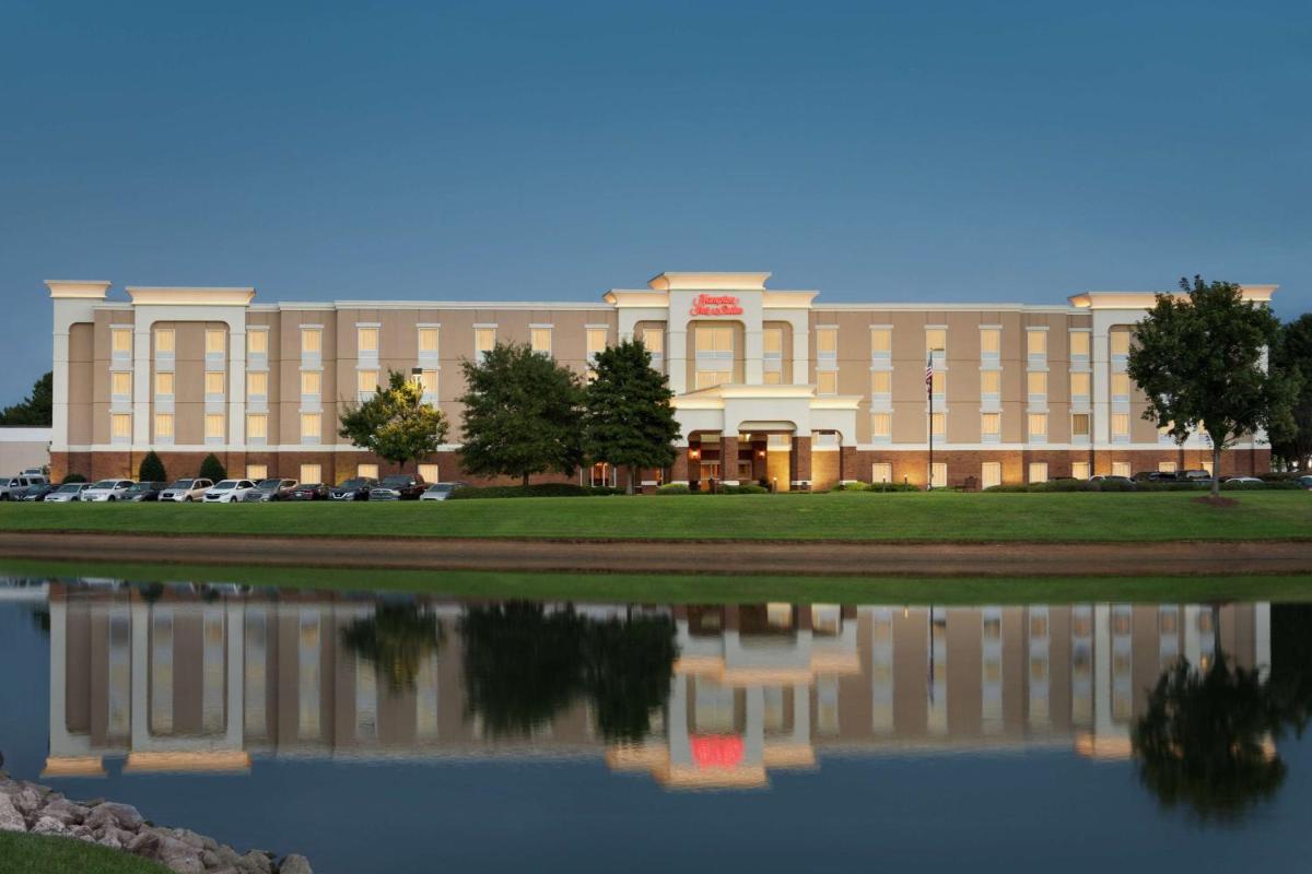 Hampton Inn & Suites Montgomery-EastChase - main image