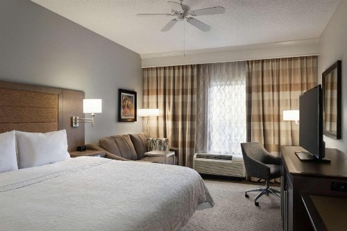 Hampton Inn & Suites Montgomery-EastChase - image 16