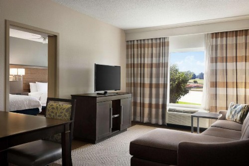 Hampton Inn & Suites Montgomery-EastChase - image 18