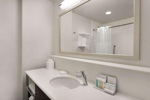 Hampton Inn & Suites Montgomery-EastChase - image 26