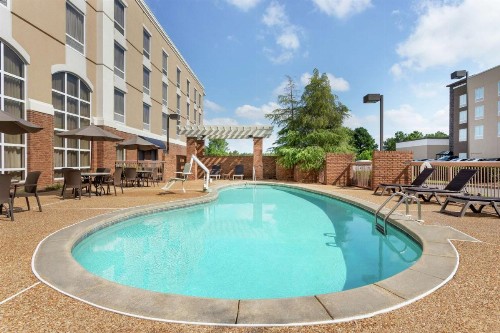 Hampton Inn & Suites Montgomery-EastChase - image 30