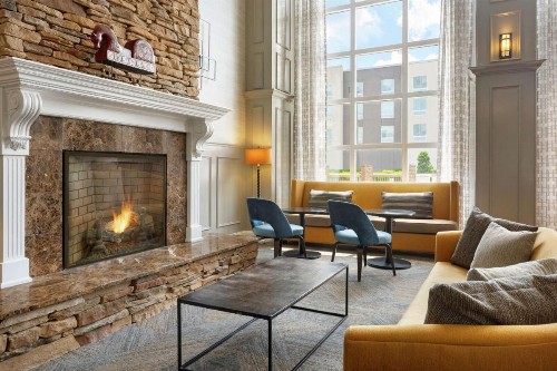 Hampton Inn & Suites Montgomery-EastChase - image 4