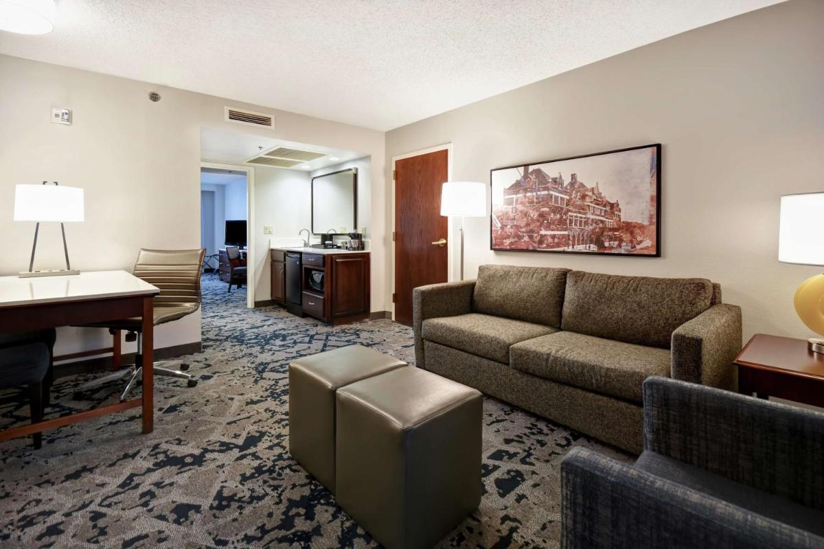 Embassy Suites Montgomery - Hotel & Conference Center - image 3