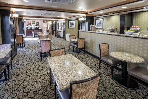 Hampton Inn & Suites Montgomery-Downtown - image 22