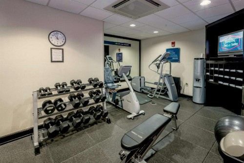 Hampton Inn & Suites Montgomery-Downtown - image 30
