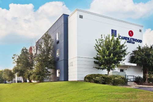 Candlewood Suites Eastchase Park an IHG Hotel - image 13
