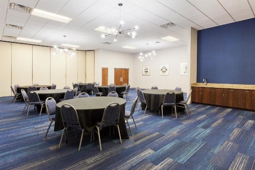 Holiday Inn Express Hotel & Suites Montgomery Boyd-Cooper Parkway an IHG Hotel - image 20