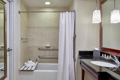 Renaissance Montgomery Hotel & Spa at the Convention Center - image 27