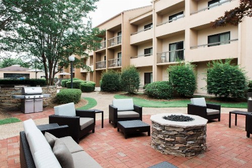 Courtyard Montgomery - image 21