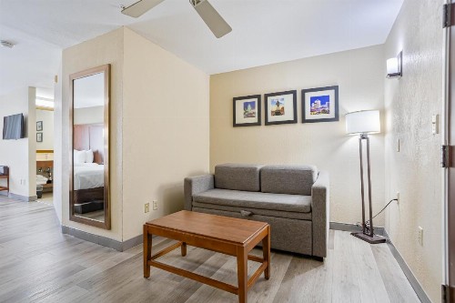 Comfort Inn & Suites Montgomery East Carmichael Rd - image 22