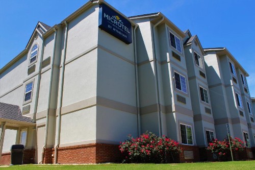 Microtel Inn and Suites Montgomery - image 14