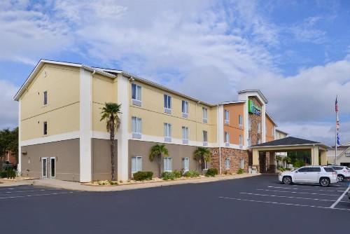 Holiday Inn Express Montgomery East I-85 an IHG Hotel - image 25