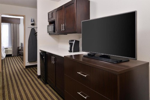 Holiday Inn Express Montgomery East I-85 an IHG Hotel - image 30