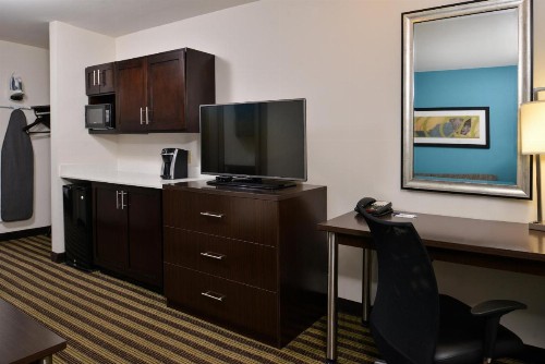 Holiday Inn Express Montgomery East I-85 an IHG Hotel - image 36