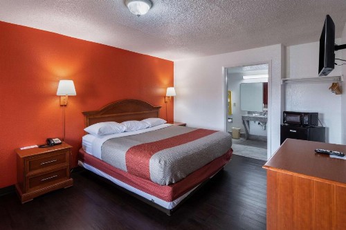 Motel 6-Montgomery AL - Coliseum - image 10