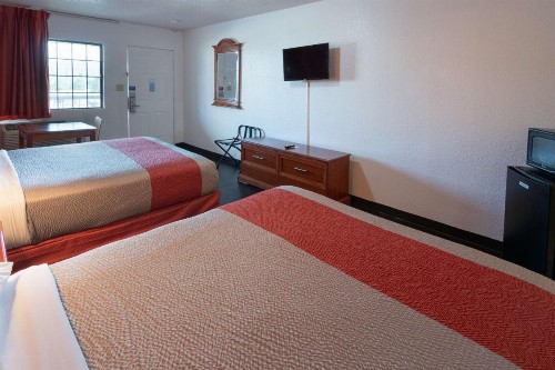 Motel 6-Montgomery AL - Coliseum - image 14