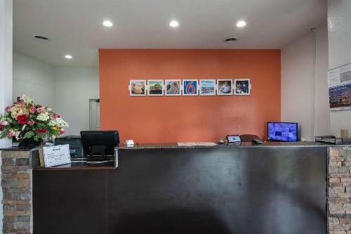 Motel 6-Montgomery AL - Coliseum - image 21