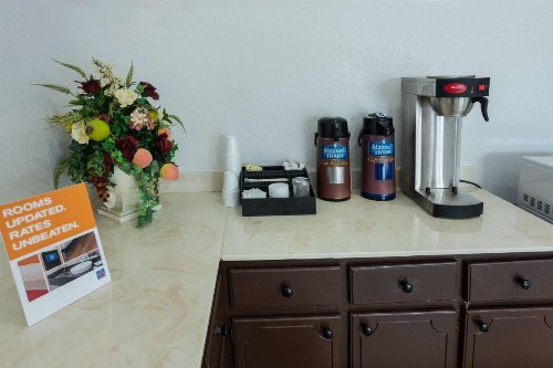 Motel 6-Montgomery AL - Coliseum - image 23