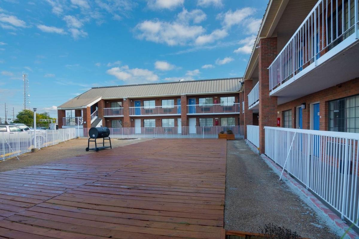 Motel 6-Montgomery AL - Coliseum - image 3