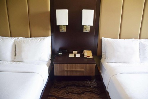DoubleTree by Hilton Montgomery Downtown - image 34