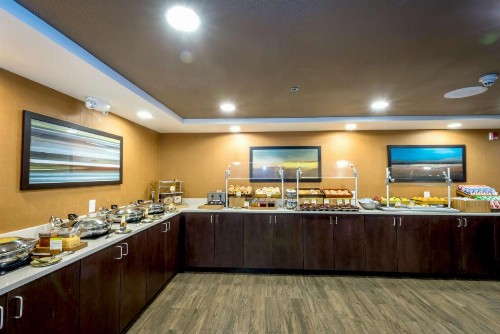 DoubleTree by Hilton Montgomery Downtown - image 36
