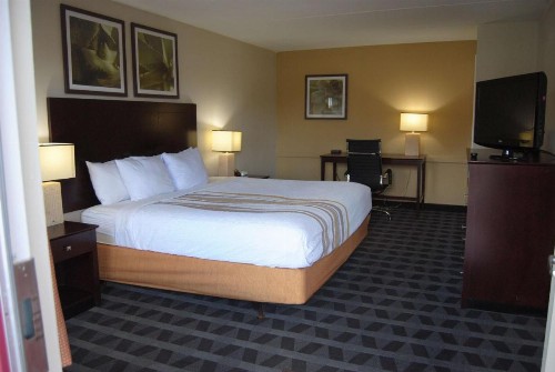 Americas Best Value Inn Montgomery - image 11