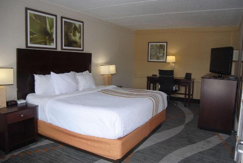Americas Best Value Inn Montgomery - image 12