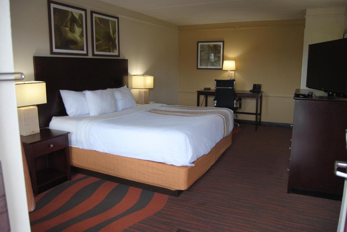 Americas Best Value Inn Montgomery - image 6