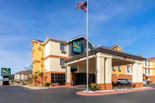 Quality Inn & Suites Montgomery East Carmichael Rd