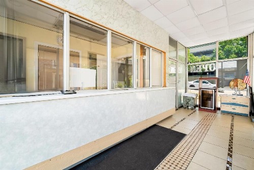 Capitol Inn and Suites - image 28