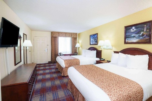 Travelodge by Wyndham Montgomery East - image 15