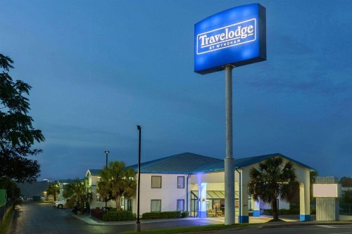 Travelodge by Wyndham Montgomery East - image 32