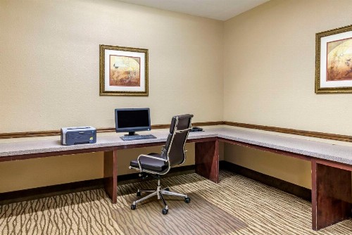 Comfort Suites Montgomery East Monticello Dr. - image 2