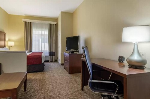 Comfort Suites Montgomery East Monticello Dr. - image 38