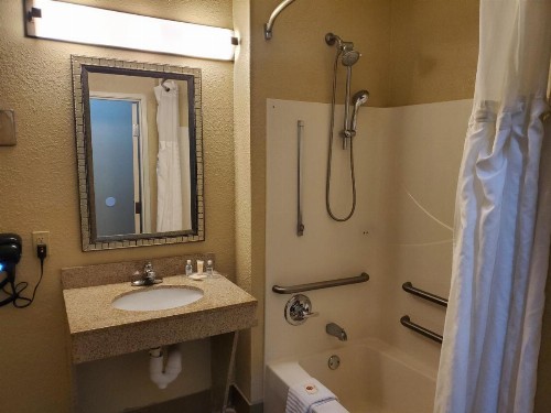 Comfort Suites Montgomery East Monticello Dr. - image 9