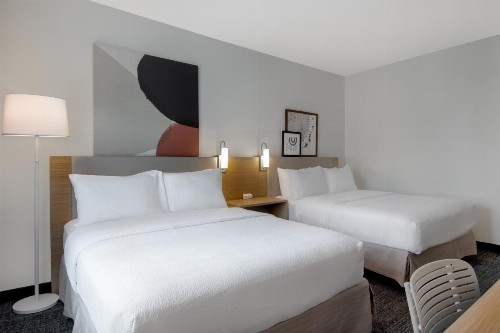 Sleep Inn & Suites East Chase - image 17