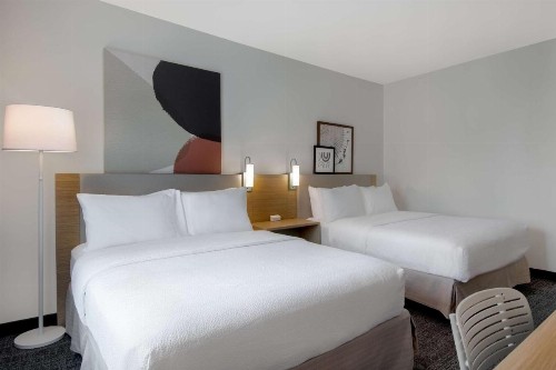 Sleep Inn & Suites East Chase - image 18