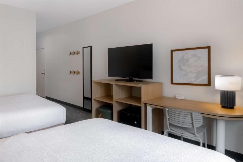 Sleep Inn & Suites East Chase - image 45