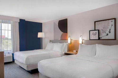 Sleep Inn & Suites East Chase - image 5