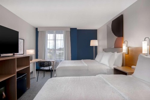 Sleep Inn & Suites East Chase - image 6