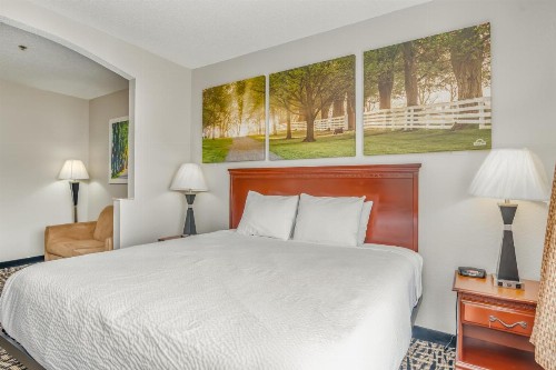 Days Inn by Wyndham Coliseum Montgomery AL - image 15