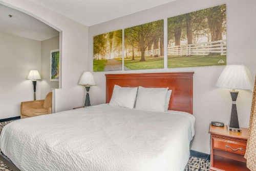 Days Inn by Wyndham Coliseum Montgomery AL - image 20