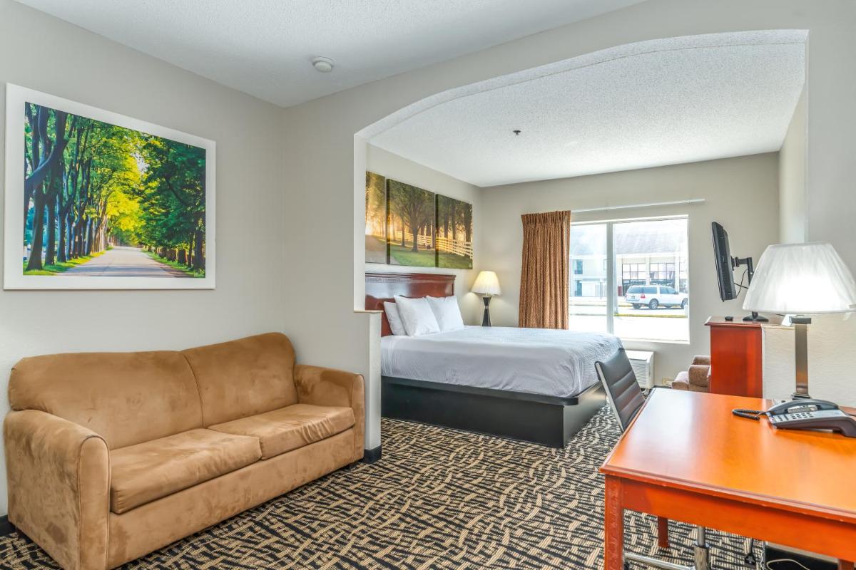 Days Inn by Wyndham Coliseum Montgomery AL - image 5