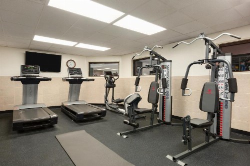 Wingate By Wyndham Montgomery - image 21