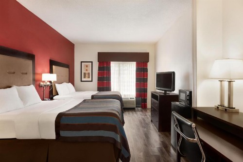 Wingate By Wyndham Montgomery - image 39