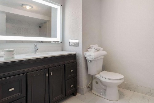 Clarion Inn Montgomery East Monticello Dr - image 22